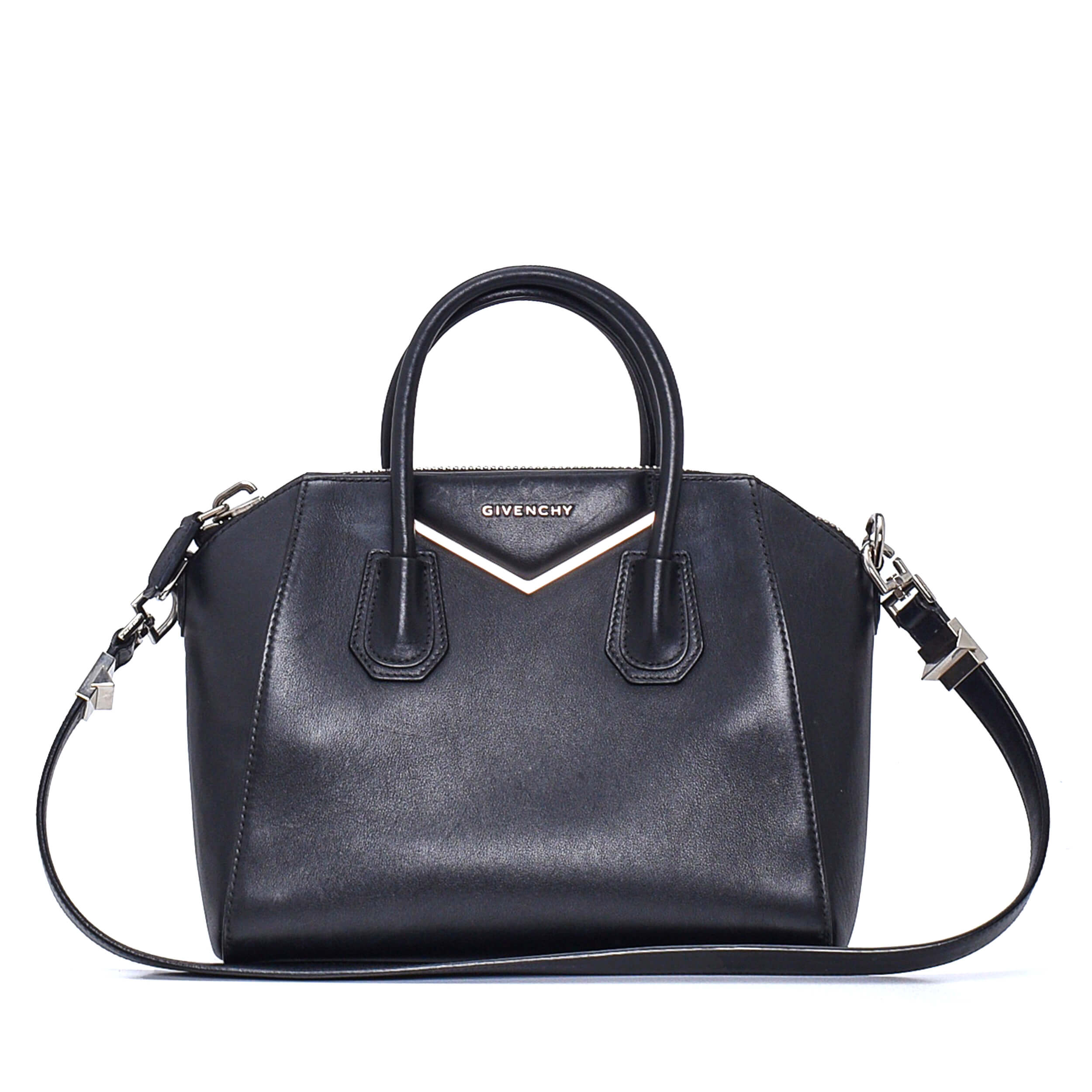 Givenchy - Black Leather Medium Antigona Bag